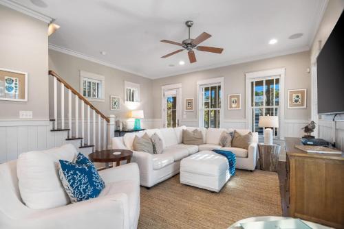 Watercolor House | Coral Cottage