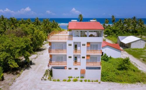 Hulhudhoo Hotel | CORAL CROWN HOTEL & SPA , Meedhoo, Addu City, Maldives
