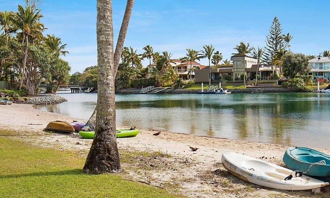 Tweed Heads Apartment | Coral Gate 40 - Absolute Waterfront - Min. 3 Night Stays!