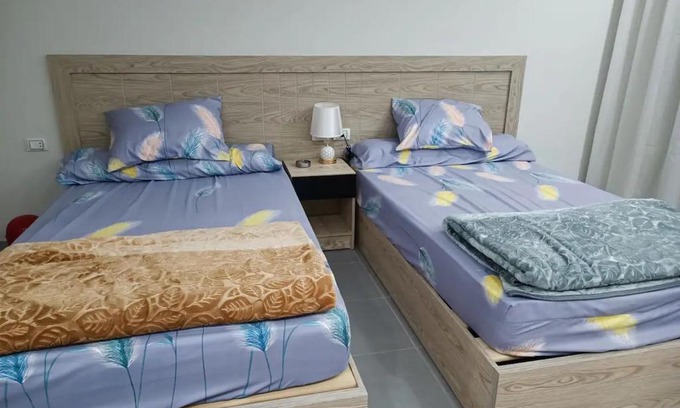 Corniche Road-Dahar Apartment | Coral Paradise Beach Front WIFI