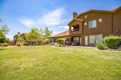 Washington House | Coral Ridge Retreat