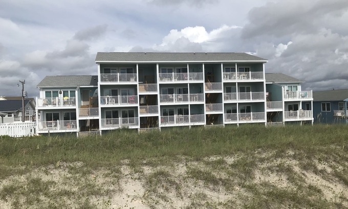 Carolina Beach Condo | CORAL SURF C-1 CONDO OCEANFRONT WITH 2 BR AND 2 BTH. PRIVATE 240V EV CHARGER