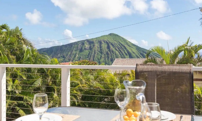 Hawaii Kai House | Coral Villa - Tropical Ocean Views - Hi-Speed internet - Work from Paradise!