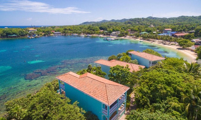 Half Moon Bay House | Coral Vista #3 Home