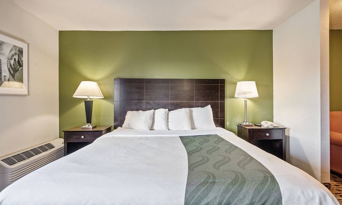 Wichita Hotel | Coratel Suites 1 King Suite Oversized with Sofa Non-Smoking