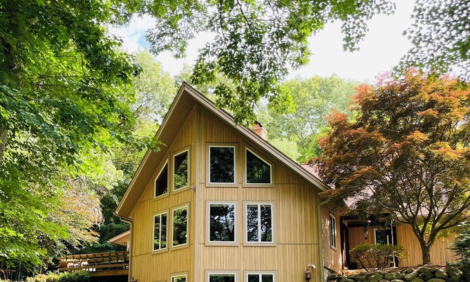 Three Rivers House | Corey Lake Retreat