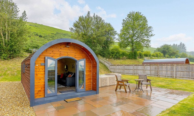 Kingswood Cottage | CORNDON POD, pet friendly, character holiday cottage in Chirbury