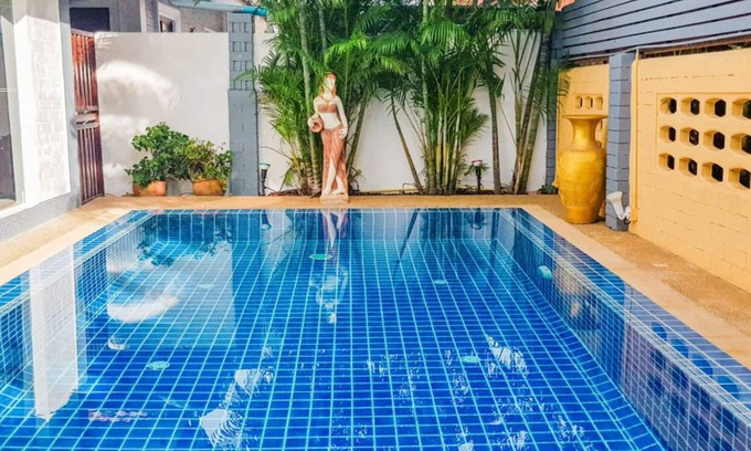 South Pattaya Villa | CORNER VILLA - PATTAYA HOLIDAY HOUSE - WALKING STREET