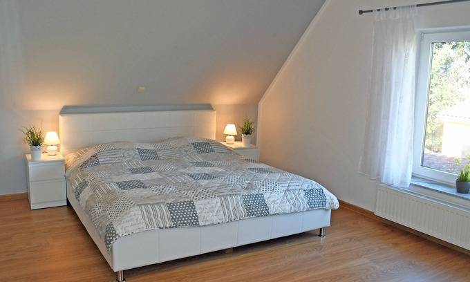 Thesenvitz Apartment | Cornflower vacation apartment with sun terrace - Holiday apartments in Lipsitz auf