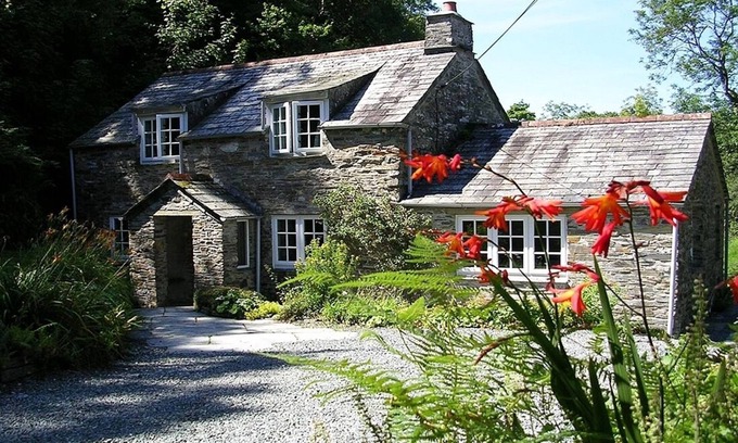 Boscastle Cottage | Cornish Cottage. Set In 7 Acres With Trout Fishing, Boscastle, North Cornwall.