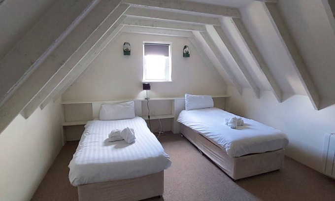 Killinaboy Cottage | Corofin Lake Cottage No 3