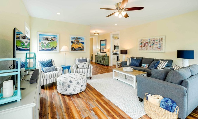 Corolla Cottage | Corolla Vacation Rental w/Pool, Walk to Beach!