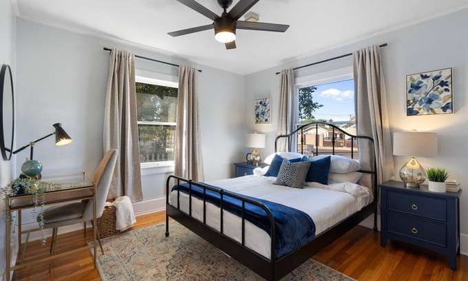 Coronado House | Coronado Casa