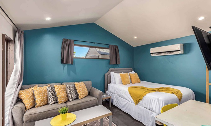 Coronado Apartment | Coronado Casita - Mins to DT, Airport & Hospitals