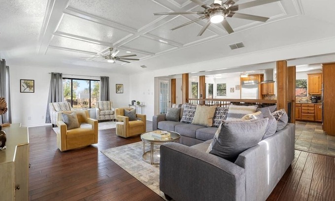 Bay Area House | Corpus Christi Gem Su