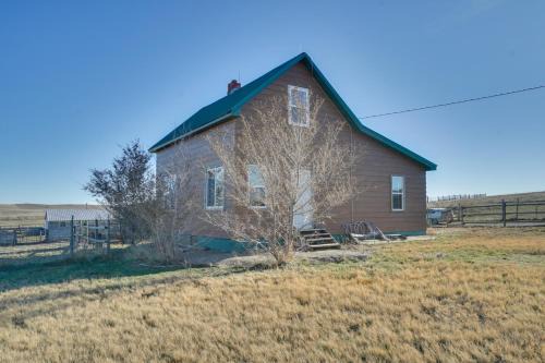 Lindsay House | Corral Creek Cow Camp Pet-Friendly Circle Cabin