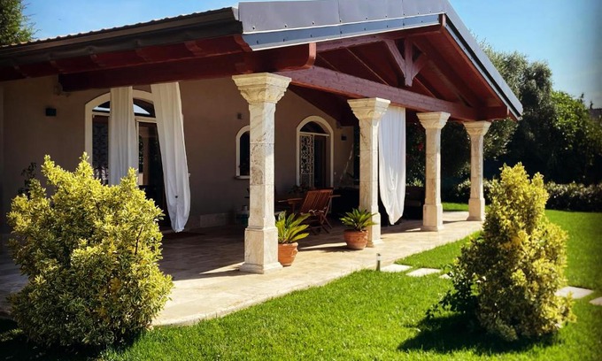 Iglesias Apartment | Corte dei Mirti, Appartamento indipendente con ampia veranda
