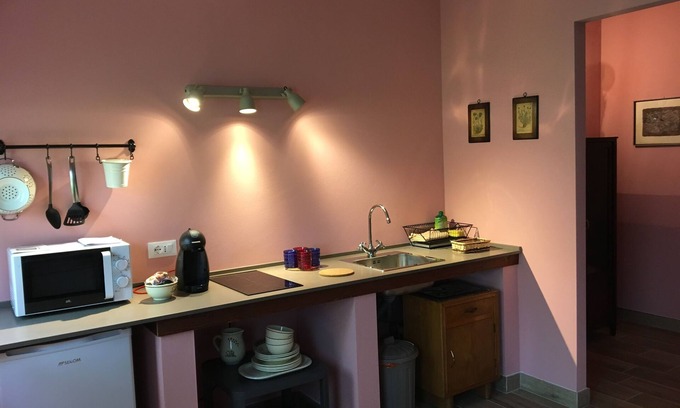 Correzzola Apartment | Corte San Giuliano - Rose Apartment
