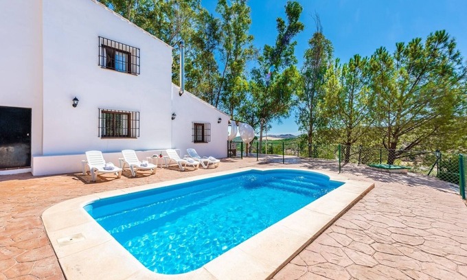 Colmenar Villa | Cortijo el Pitraque Colmenar by Ruralidays