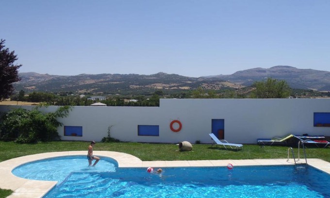 Ronda House | Cortijo Laguna Espejo