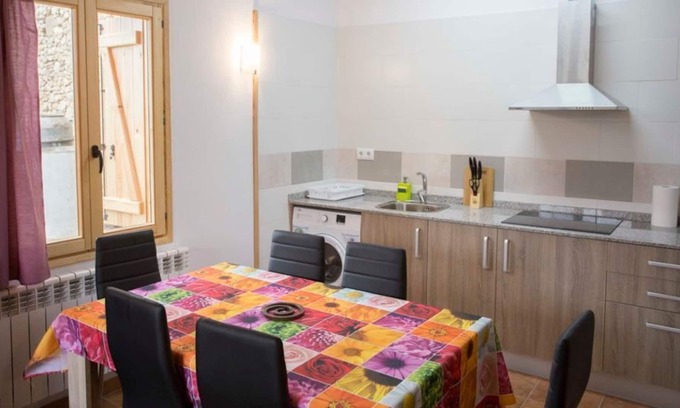 Guardia de Noguera House | Coscó Apartment in Guardia de Noguera