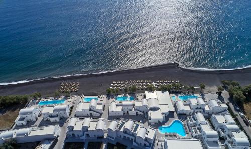 Kamari Resort | Costa Grand Resort & Spa