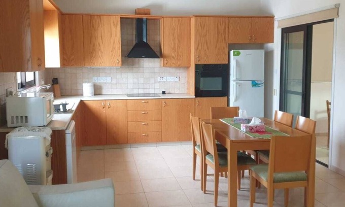 Latsia Apartment | Costas 4 Bedroom Apt. - NICOSIA