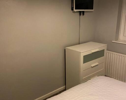 Shephall House | Cosy 1 Bed Home @Stevenage
