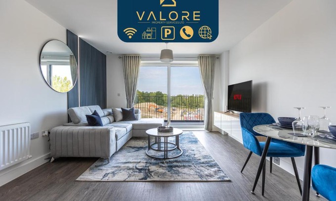 Milton Keynes Apartment | Cosy 1 bed near peaceful canal By Valore Property Services