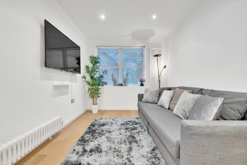 Camberwell Green Apartment | Cosy 1 Bedroom Apartment London Camberwell Denmark with Great Transport Links