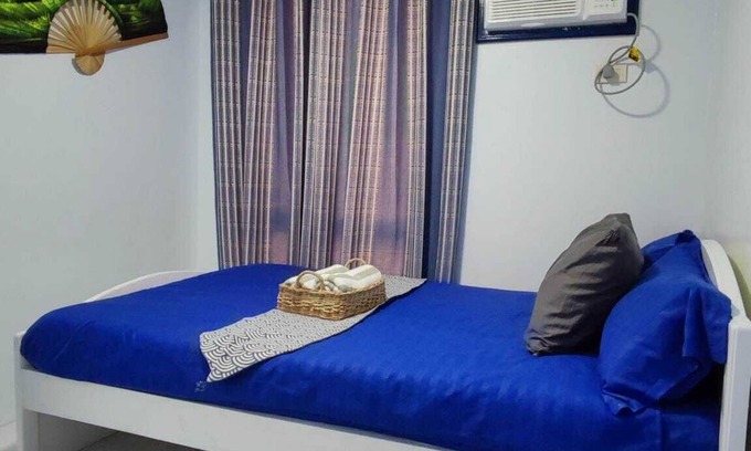 San Dionisio Condo | Cosy 1 Bedroom Condo near Manila NAIA Airport. With Pool. Avida Towers Sucat. 2L