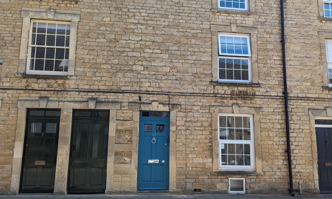 Chipping Norton Cottage | Cosy 17th Century Cotswold Cottage 3BR Chipping Norton. Family and pet friendly!