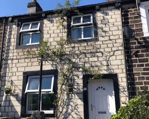 Silsden House | Cosy 2 bedroom cottage