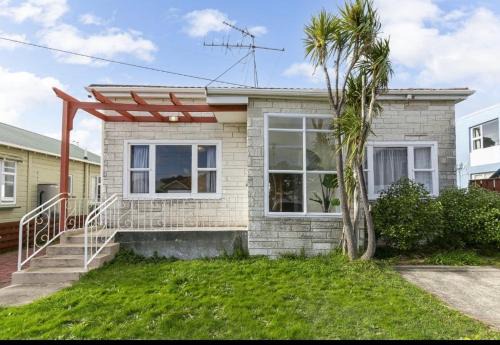 Kilbirnie House | Cosy 3 bedroom Home in Kilbirnie