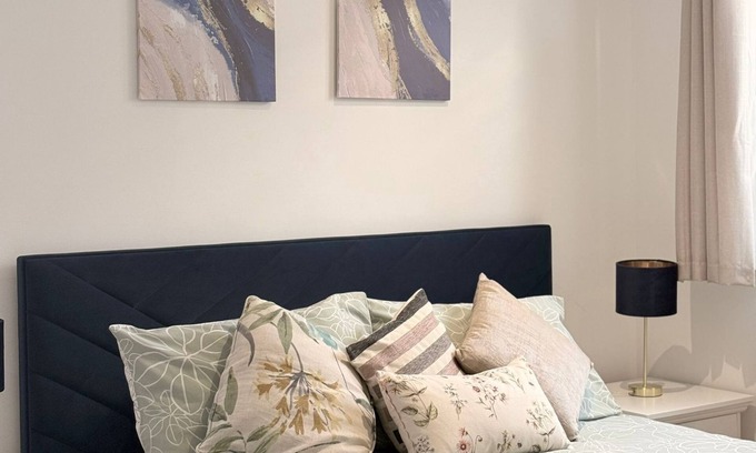 Palmers Green Apartment | Cosy Adorable 1 Bedroom Studio in London