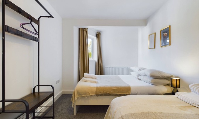 Darwen House | Cosy and luxurious house for 10 guests in Darwen