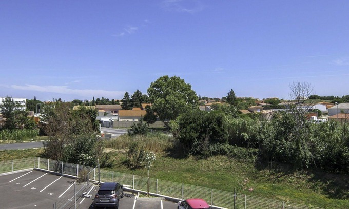 Latour-Bas-Elne Apartment | Cosy apartment for 4 guests with A/C, WIFI, TV, terrace and parking
