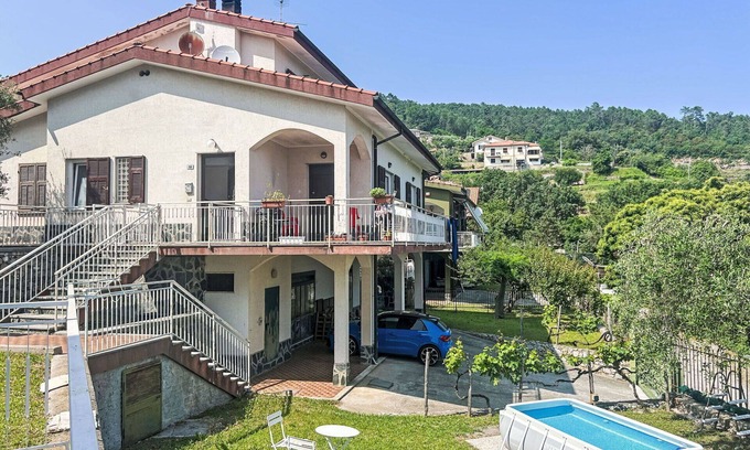 Bardino Nuovo Apartment | Cosy apartment for 6 people with private pool, A/C, TV, balcony, pets allowed and parking