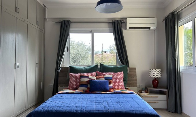 Dogankoy Apartment | Cosy Apartment at Downtown Kyrenia With Pool