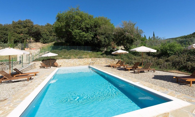 Villa A Sesta Apartment | Cosy apartment for 5 people with A/C, WIFI, pool, TV, patio, panoramic view and parking