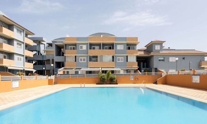 Guimar Apartment | Cosy apartment for 3 guests with pool, WIFI, TV and pets allowed