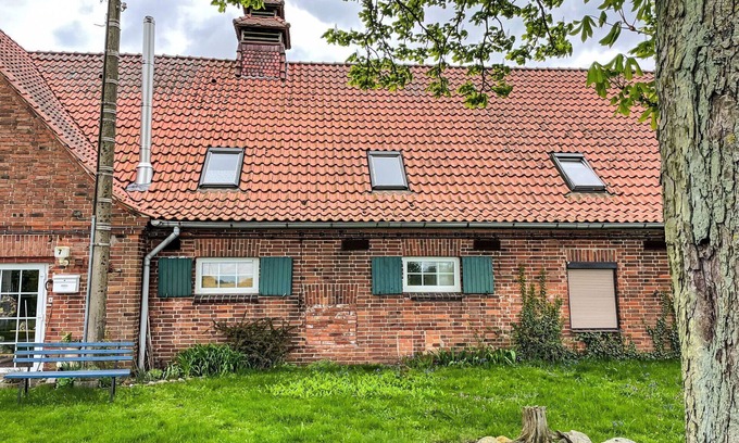 Granzin Apartment | Cosy apartment for 3 people with WIFI, TV, patio, pets allowed, panoramic view and parking