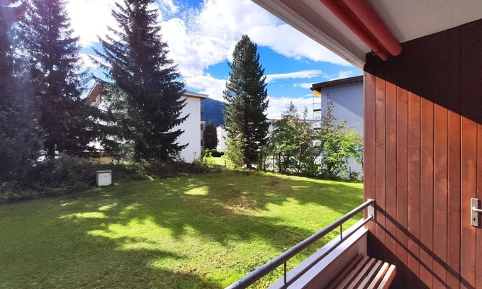 Davos-Dorf Apartment | Cosy apartment for 4 guests with WIFI, TV, balcony and pets allowed