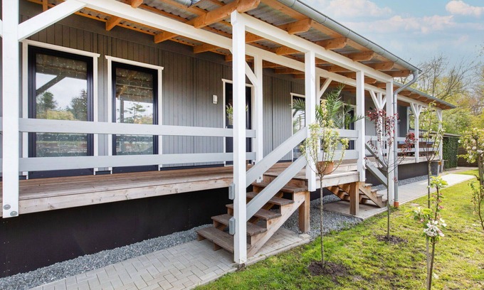 Osten Apartment | Cosy apartment for 4 people with WIFI, TV, terrace and parking