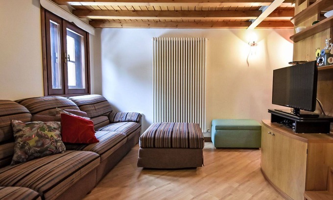 Madesimo Apartment | Cosy apartment for 5 people with WIFI, TV and parking