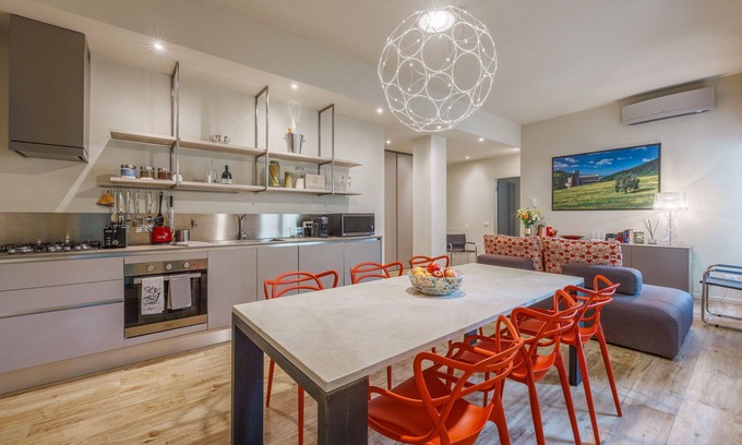 Santissima Annunziata Apartment | Cosy apartment for 6 people with A/C, WIFI and TV
