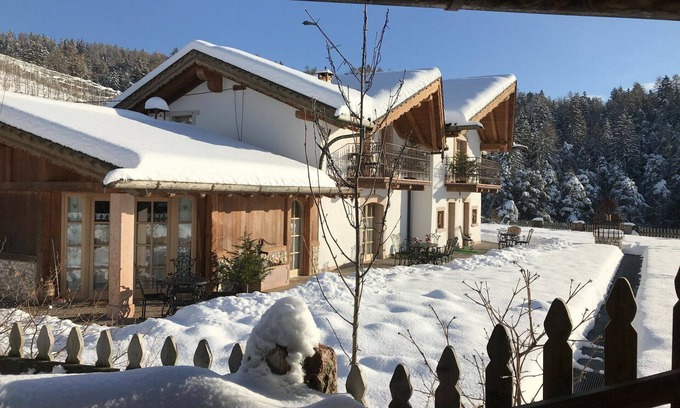 Coredo Apartment | Cosy apartment for 6 people with WIFI, TV, terrace, pets allowed and parking