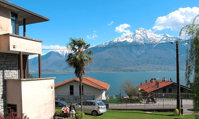 Aurogna Apartment | Cosy apartment for 9 guests with WIFI, hot tub, TV, patio, pets allowed and parking