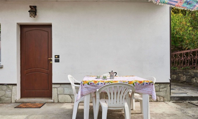 Gera Lario Apartment | Cosy apartment for 7 guests with WIFI, TV, terrace and pets allowed