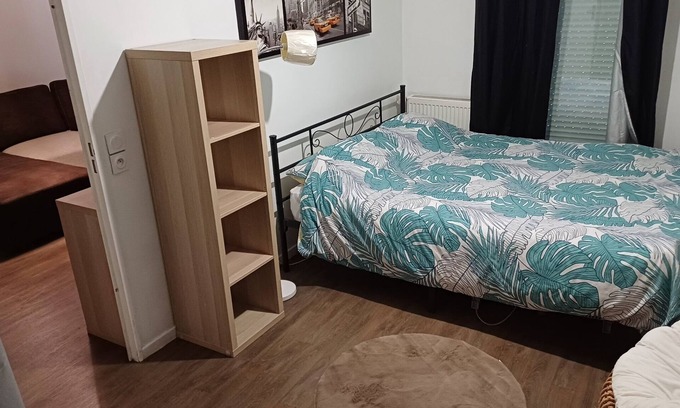 Aulnay-sous-Bois Apartment | Cosy apartment 10 min from CDG airport/exhibition center